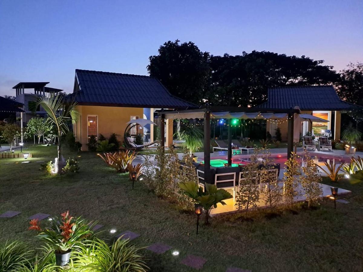 Pool Villa, Resort, Mae Ramphueng Beach, Ban Phe, Rayong, Residence M Thailand (Adults Only) Ban Chamrung Dış mekan fotoğraf