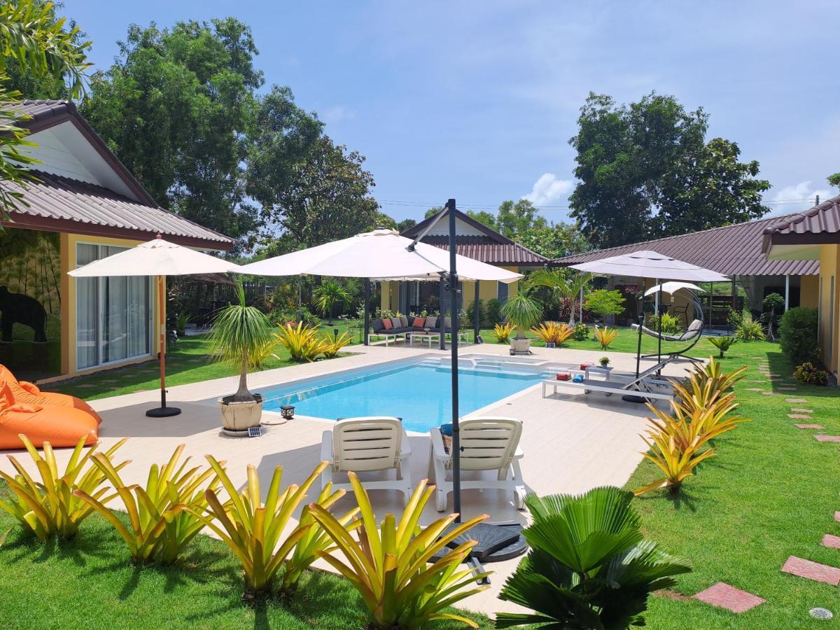 Pool Villa, Resort, Mae Ramphueng Beach, Ban Phe, Rayong, Residence M Thailand (Adults Only) Ban Chamrung Dış mekan fotoğraf