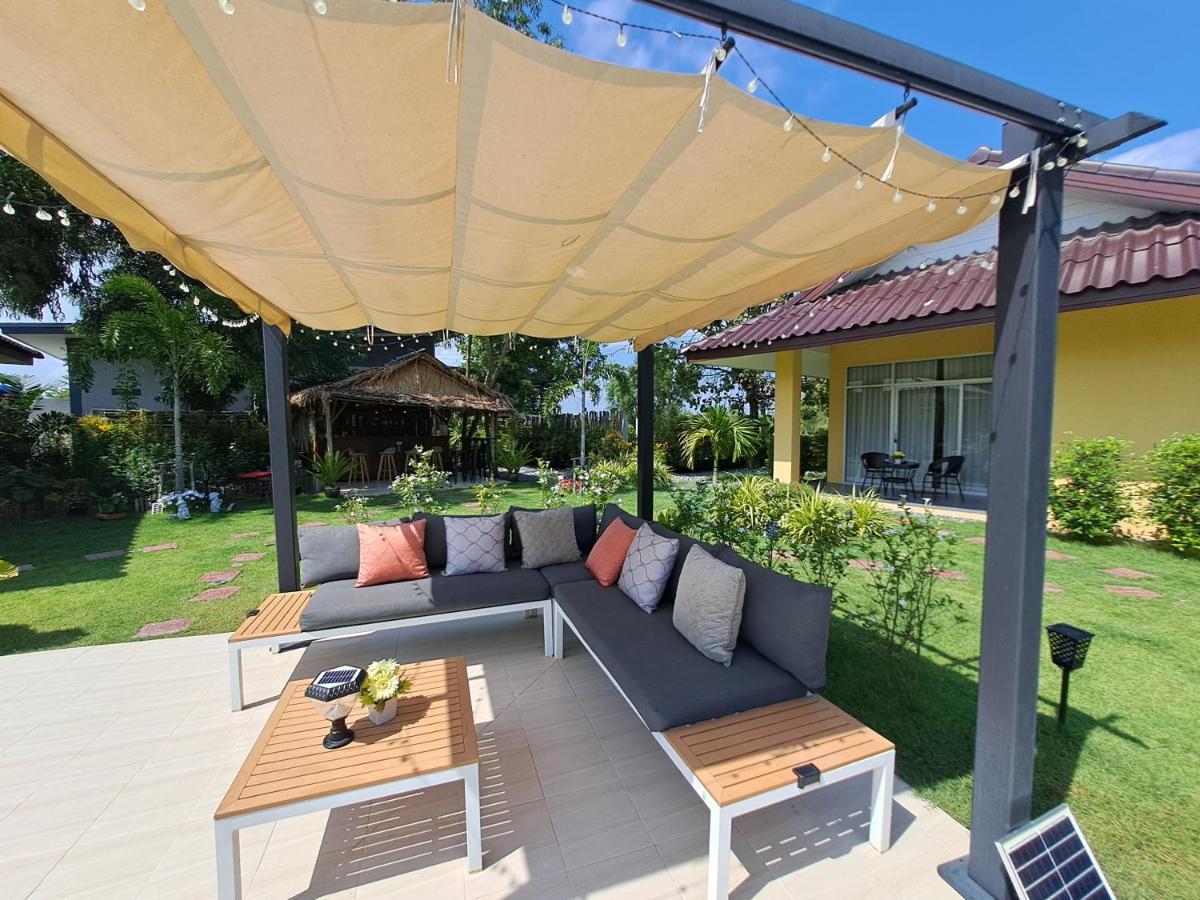 Pool Villa, Resort, Mae Ramphueng Beach, Ban Phe, Rayong, Residence M Thailand (Adults Only) Ban Chamrung Dış mekan fotoğraf