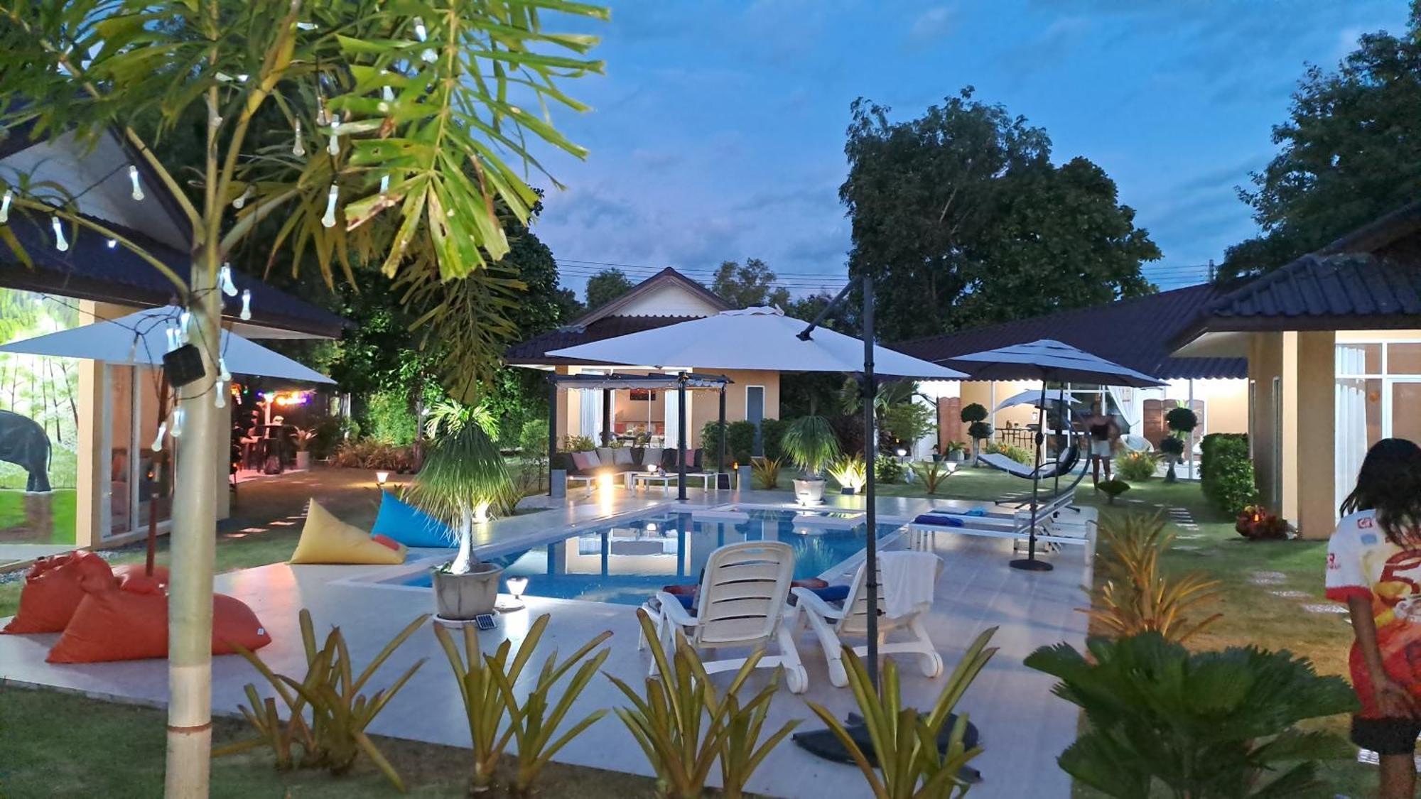 Pool Villa, Resort, Mae Ramphueng Beach, Ban Phe, Rayong, Residence M Thailand (Adults Only) Ban Chamrung Dış mekan fotoğraf